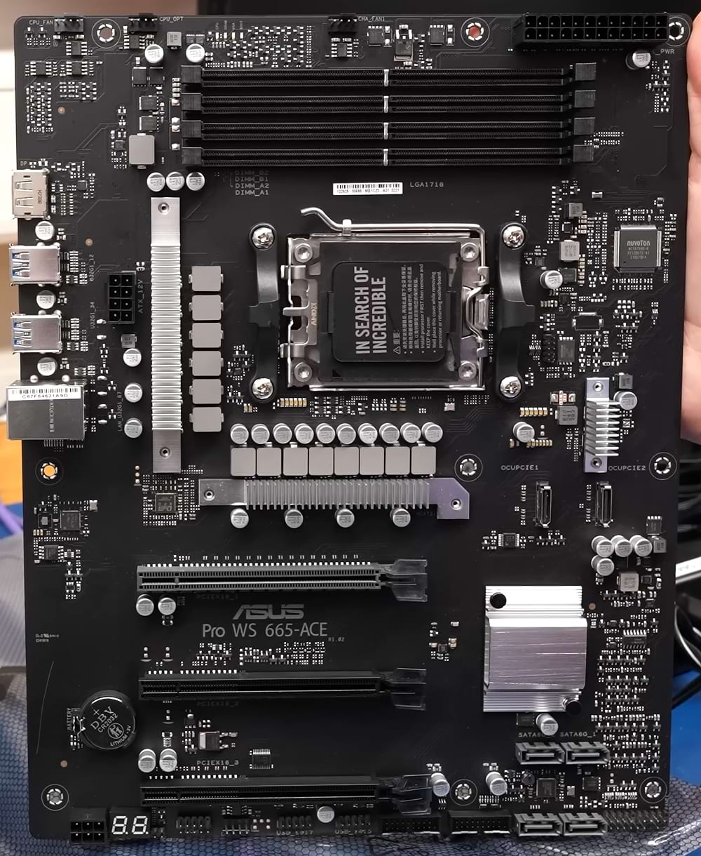 ASUS Pro WS 665-ACE ASUS Pro WS 665-ACE
